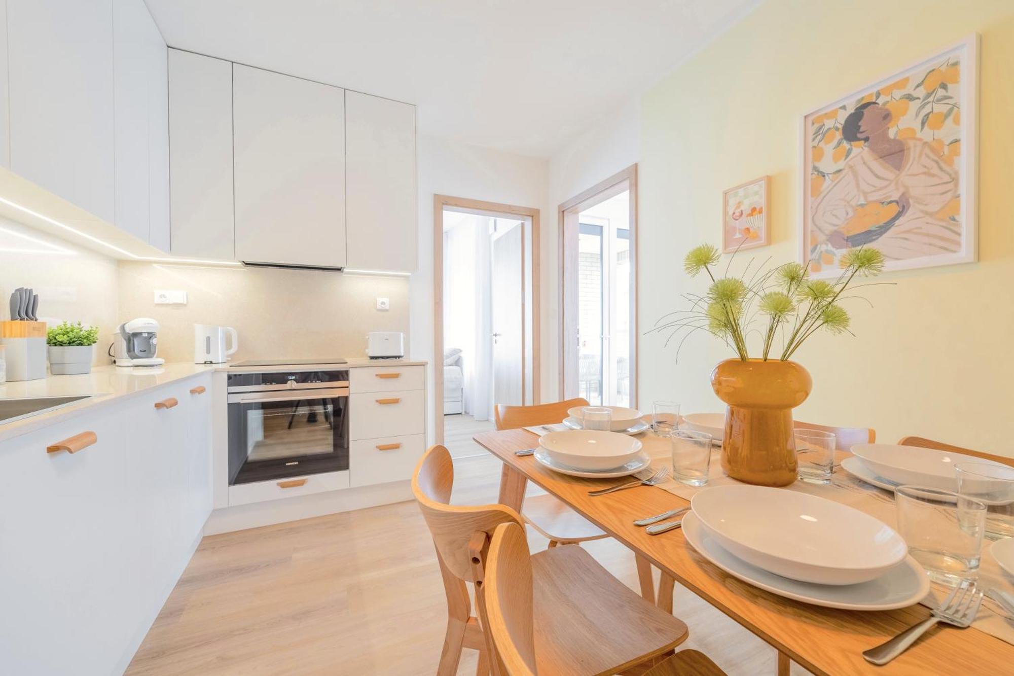 Apartamento Bright 2Br - 4Th Floor, Balcony, Free Parking By Gravity Praga Exterior foto