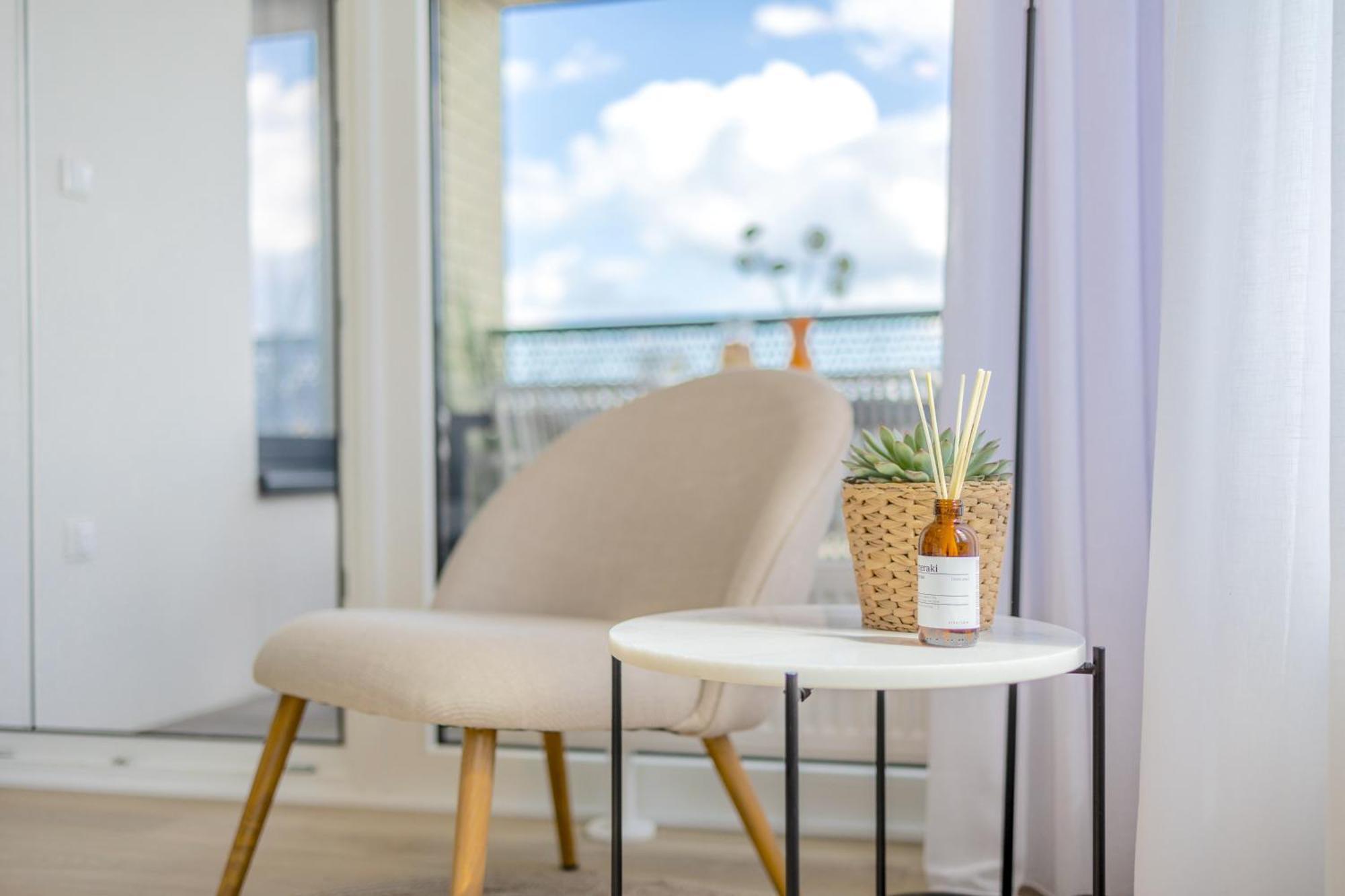 Apartamento Bright 2Br - 4Th Floor, Balcony, Free Parking By Gravity Praga Exterior foto
