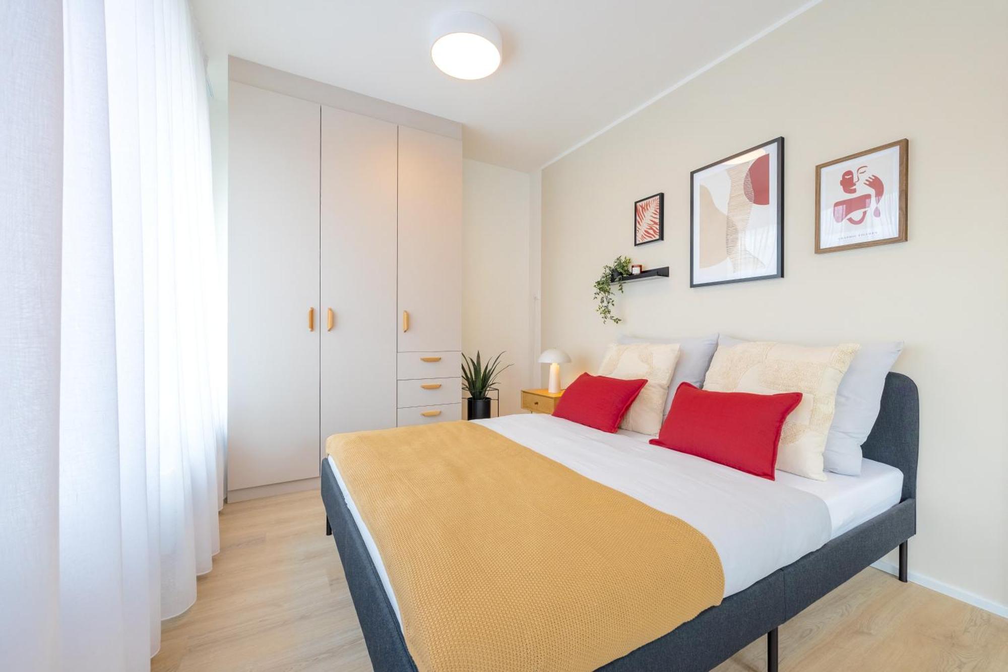 Apartamento Bright 2Br - 4Th Floor, Balcony, Free Parking By Gravity Praga Exterior foto