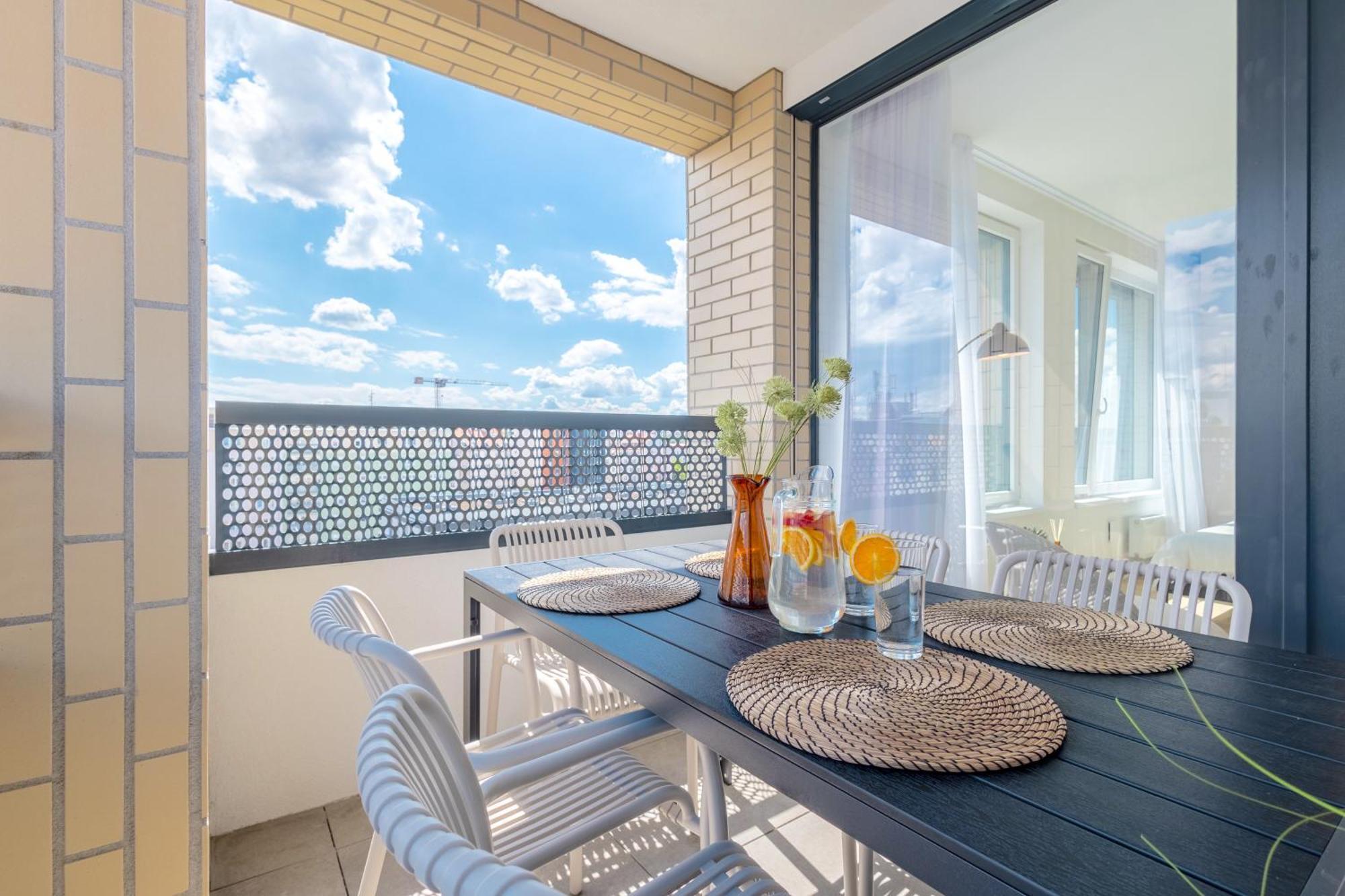 Apartamento Bright 2Br - 4Th Floor, Balcony, Free Parking By Gravity Praga Exterior foto